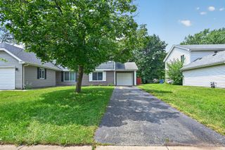 1371 Andover Drive, Aurora, IL 60504