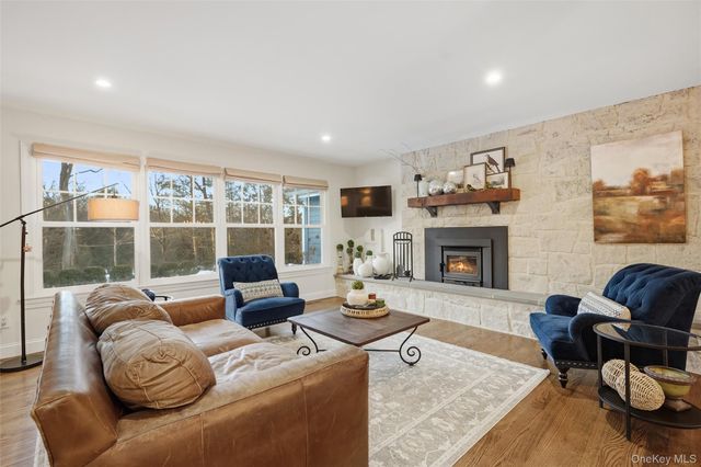 19 Sherwood Road, Pound Ridge, NY 10576