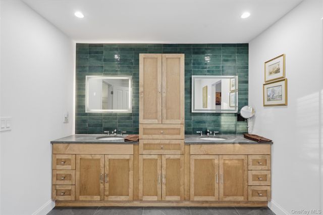 19 Sherwood Road, Pound Ridge, NY 10576