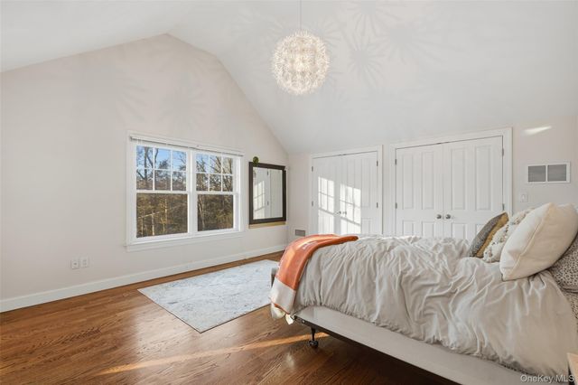 19 Sherwood Road, Pound Ridge, NY 10576