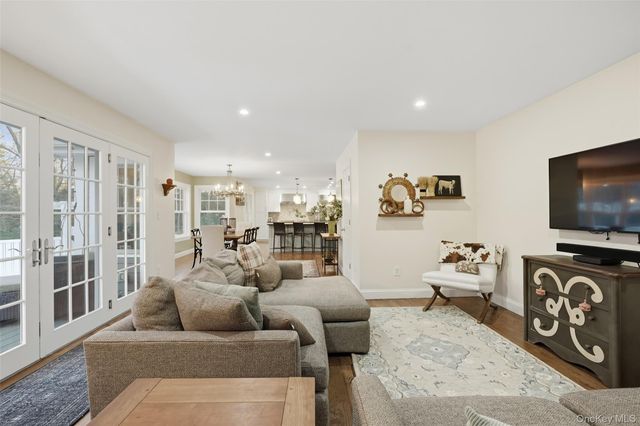 19 Sherwood Road, Pound Ridge, NY 10576