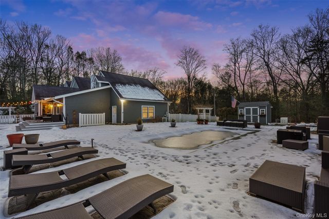 19 Sherwood Road, Pound Ridge, NY 10576