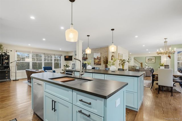 19 Sherwood Road, Pound Ridge, NY 10576