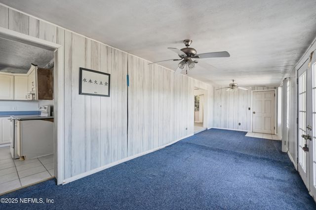 1625 CARBONDALE Drive N, Jacksonville, FL 32208