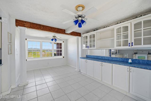 1625 CARBONDALE Drive N, Jacksonville, FL 32208