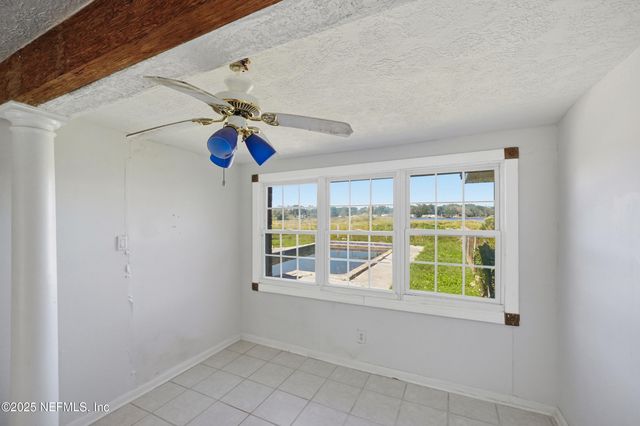 1625 CARBONDALE Drive N, Jacksonville, FL 32208