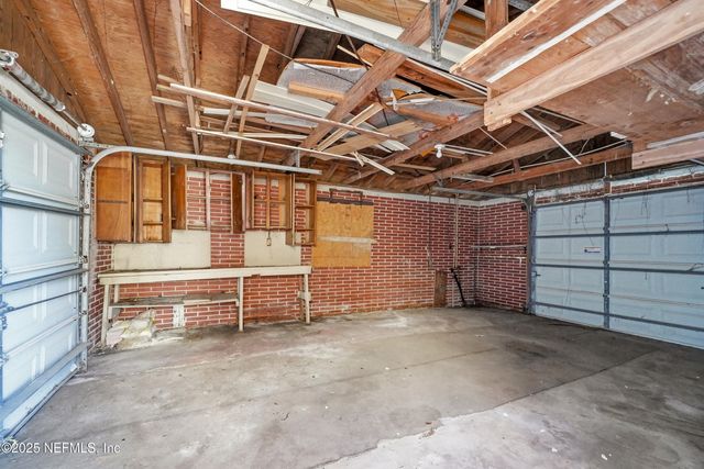 1625 CARBONDALE Drive N, Jacksonville, FL 32208