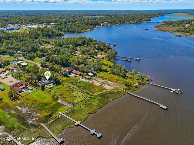 1625 CARBONDALE Drive N, Jacksonville, FL 32208