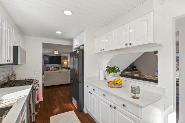 8893 Griggs Avenue, Circle Pines, MN 55014