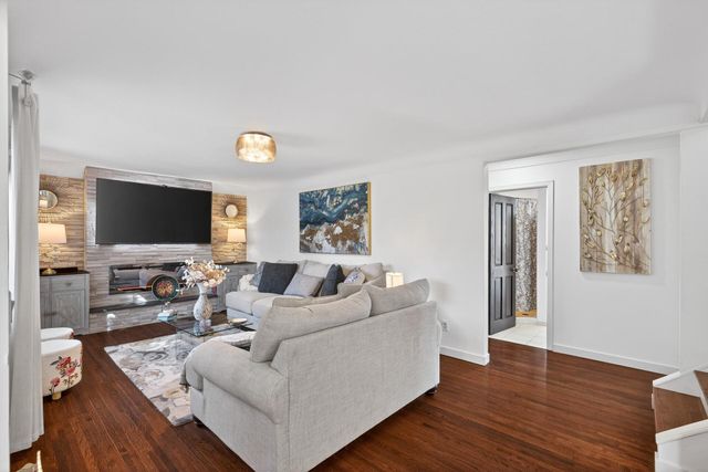 8893 Griggs Avenue, Circle Pines, MN 55014