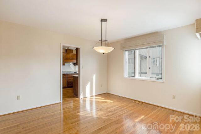 30 La Vista Drive, Mills River, NC 28759