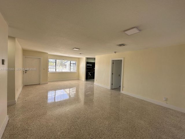 1631 NW 175th St, Miami Gardens, FL 33169