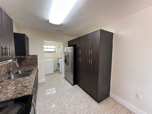 1631 NW 175th St, Miami Gardens, FL 33169