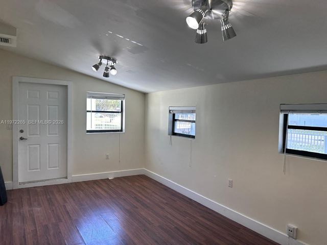 1631 NW 175th St, Miami Gardens, FL 33169