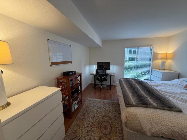 675 Sharon Park Drive 115, Menlo Park, CA 94025