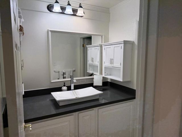 675 Sharon Park Drive 115, Menlo Park, CA 94025