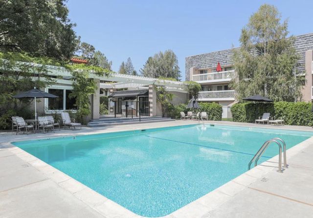 675 Sharon Park Drive 115, Menlo Park, CA 94025