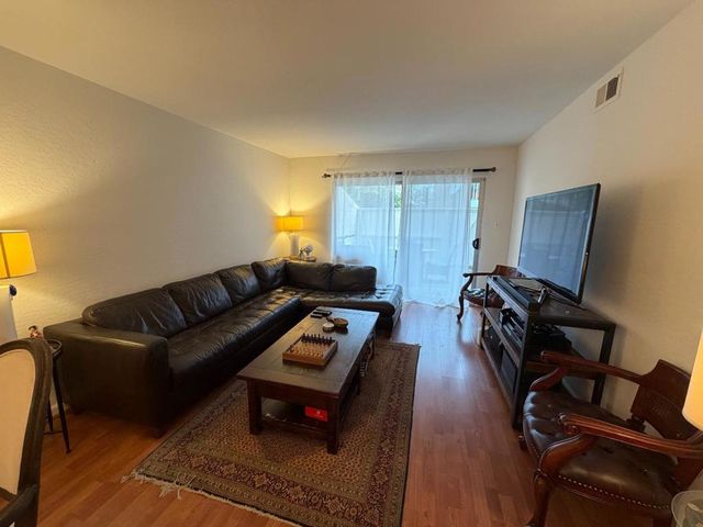 675 Sharon Park Drive 115, Menlo Park, CA 94025
