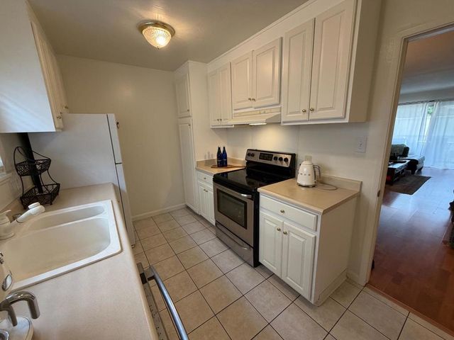 675 Sharon Park Drive 115, Menlo Park, CA 94025