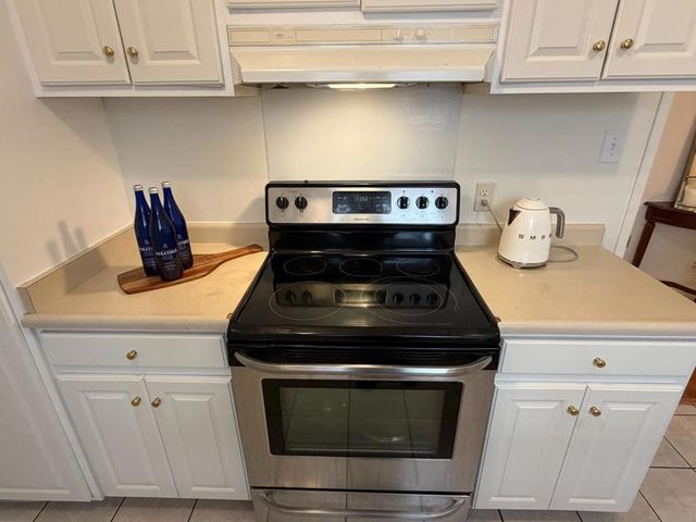 675 Sharon Park Drive 115, Menlo Park, CA 94025