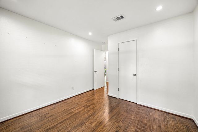 3040 Selma Lane, Farmers Branch, TX 75234