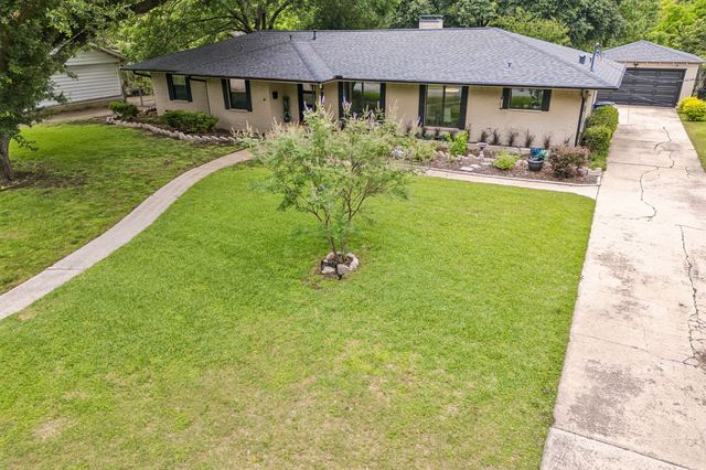 3040 Selma Lane, Farmers Branch, TX 75234