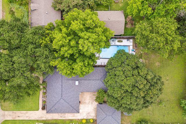 3040 Selma Lane, Farmers Branch, TX 75234