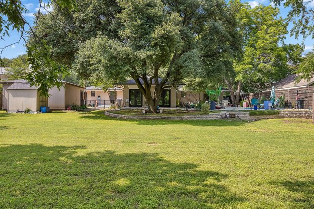 3040 Selma Lane, Farmers Branch, TX 75234