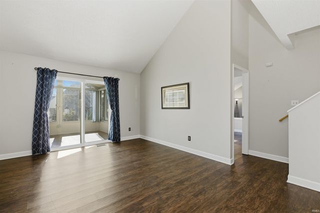 408 E Wylie Farm Road, Bloomington, IN 47401