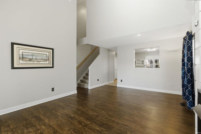 408 E Wylie Farm Road, Bloomington, IN 47401