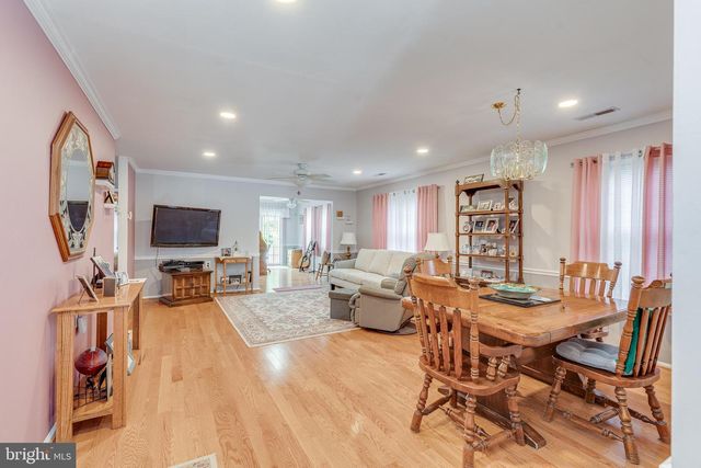 42 FALMOUTH DR, Mount Laurel, NJ 08054