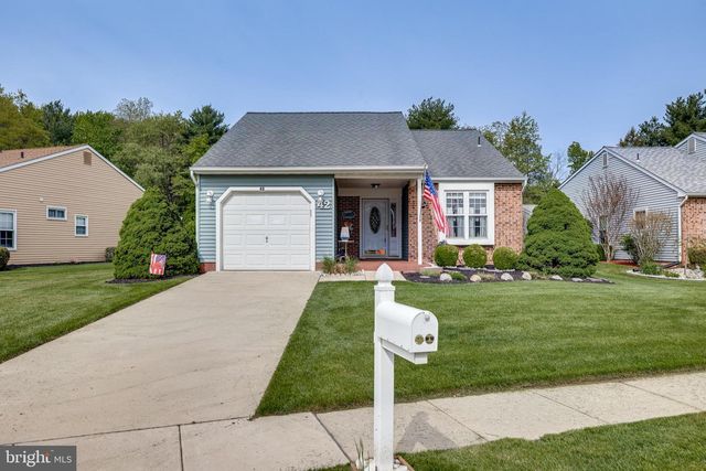 42 FALMOUTH DR, Mount Laurel, NJ 08054