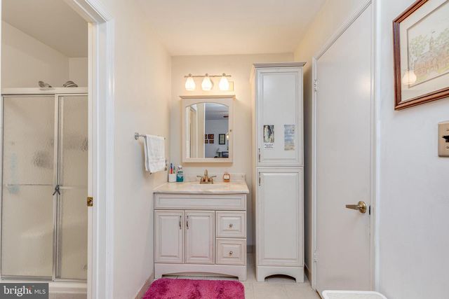 42 FALMOUTH DR, Mount Laurel, NJ 08054