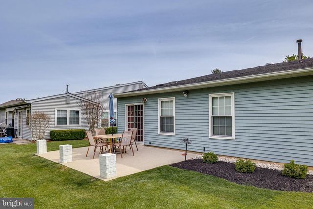 42 FALMOUTH DR, Mount Laurel, NJ 08054