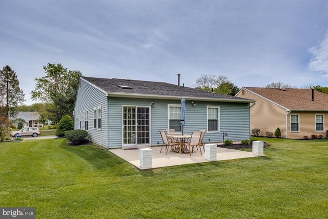 42 FALMOUTH DR, Mount Laurel, NJ 08054