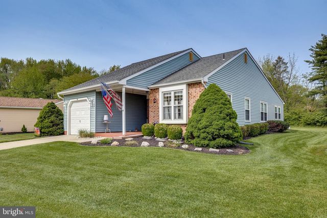 42 FALMOUTH DR, Mount Laurel, NJ 08054
