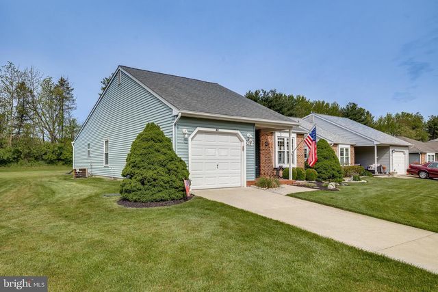 42 FALMOUTH DR, Mount Laurel, NJ 08054