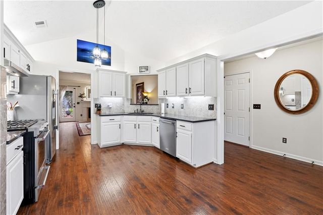 5648 Post Mill Court, Buford, GA 30518