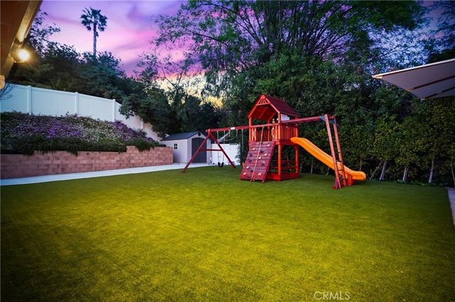 7044 Scarborough Peak Drive, West Hills, CA 91307