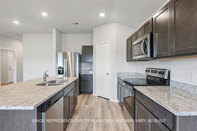 5417 BEAR RUN Bear Run, Bryan, TX 77803