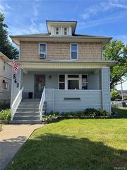 563 Eureka Road, Wyandotte, MI 48192