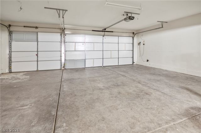 5567 Spruce Hill Court, Las Vegas, NV 89148