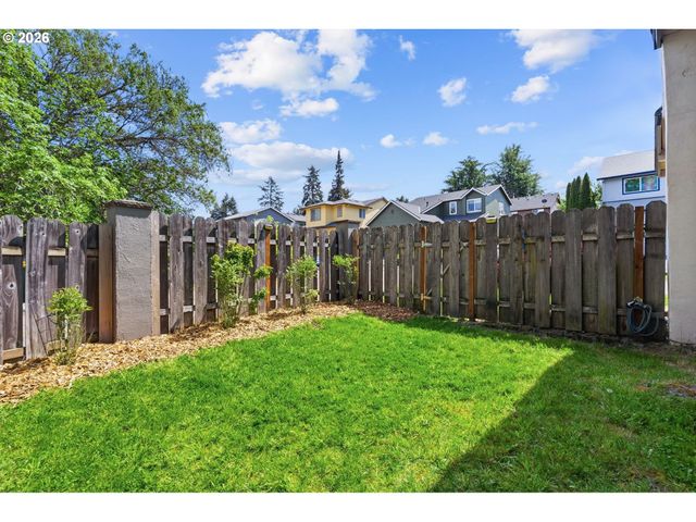 6995 Sw 195TH Ave, Beaverton, OR 97007