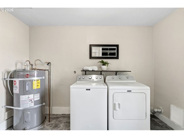 6995 Sw 195TH Ave, Beaverton, OR 97007