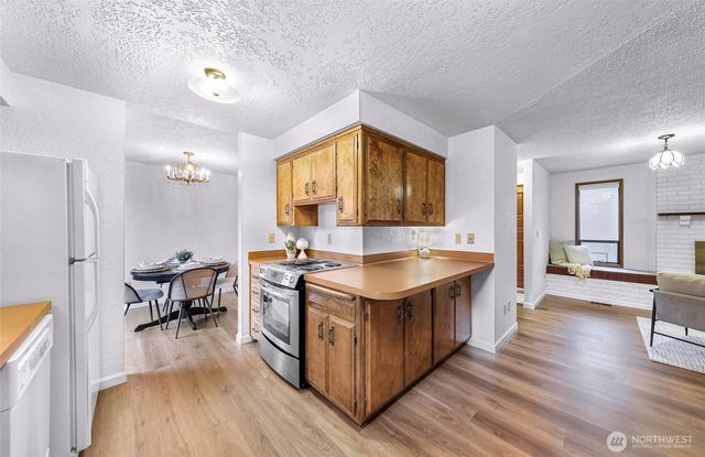 1494 Greenville Drive, Bellingham, WA 98226