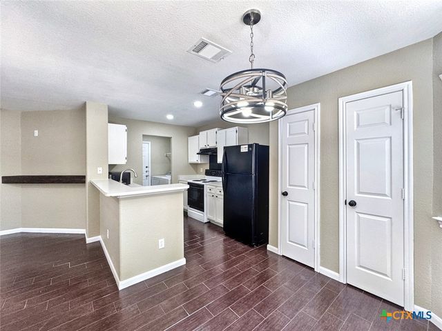 833 Sagewood Trail, San Marcos, TX 78666