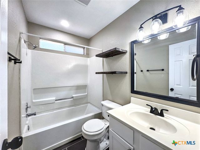 833 Sagewood Trail, San Marcos, TX 78666