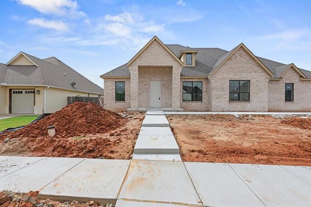 4201 Bridge Wood Lane, Oklahoma City, OK 73179
