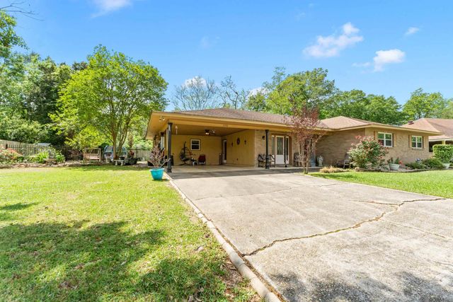3182 Seracedar, Baton Rouge, LA 70816
