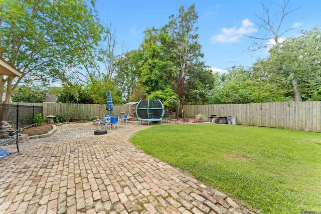 3182 Seracedar, Baton Rouge, LA 70816